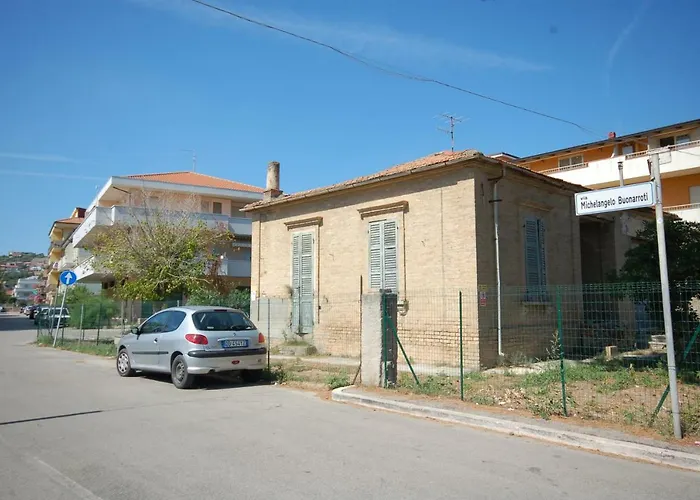 Al Mare A Апартаменты